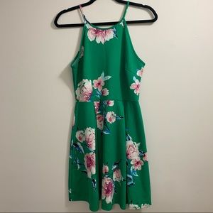 Soprano Green Floral Dress Size Large